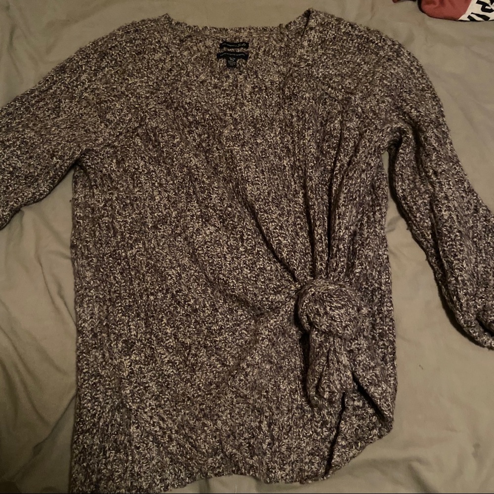 American eagle sweater